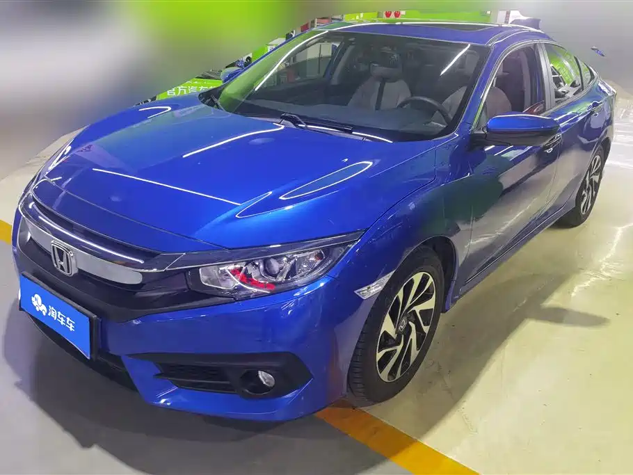 Honda Civic 2018 — фото 1