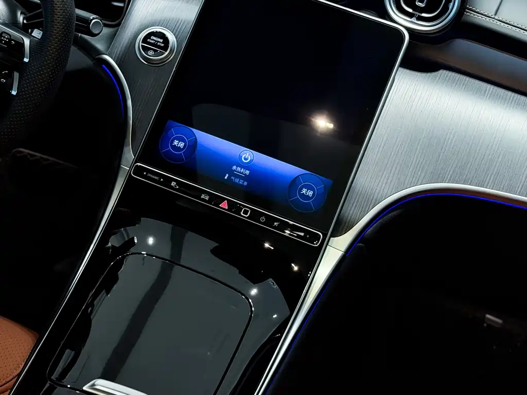 Mercedes-Benz GLC 2025 — фото 11
