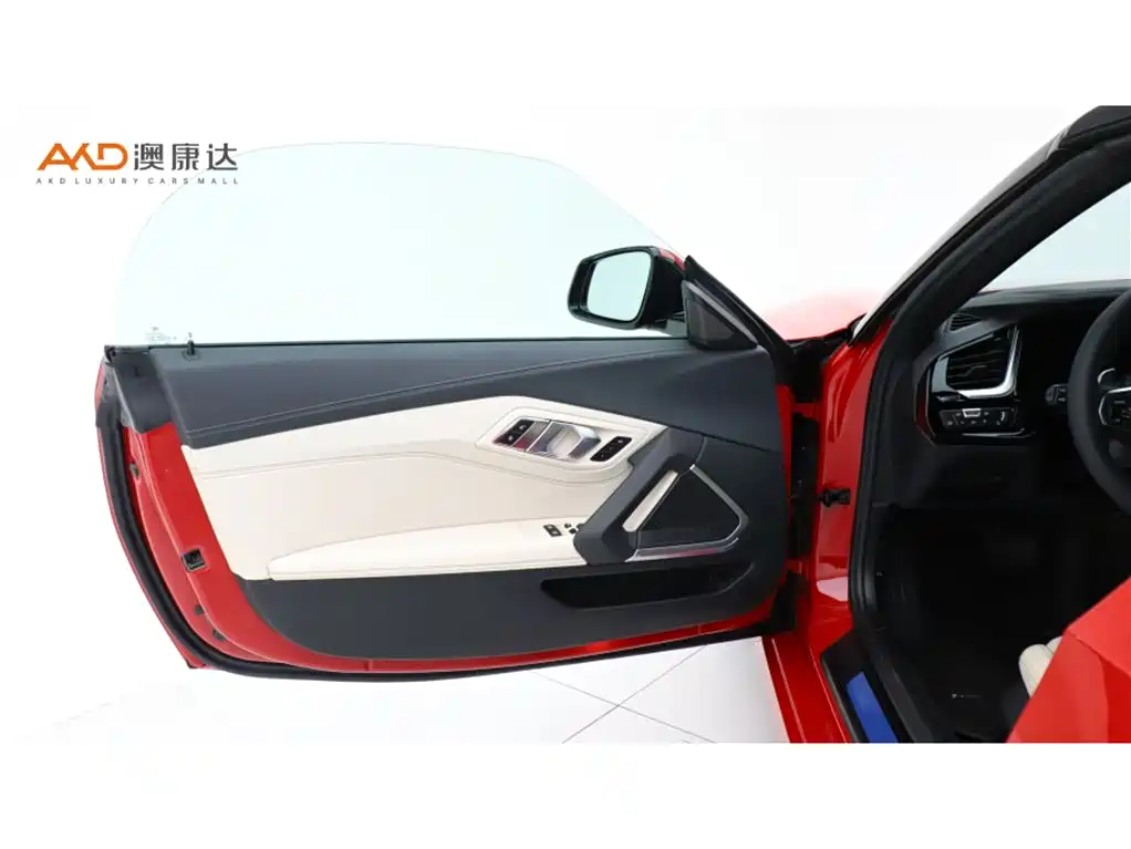 BMW Z4 2021 — фото 10