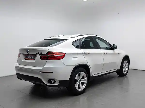 BMW X6 2013