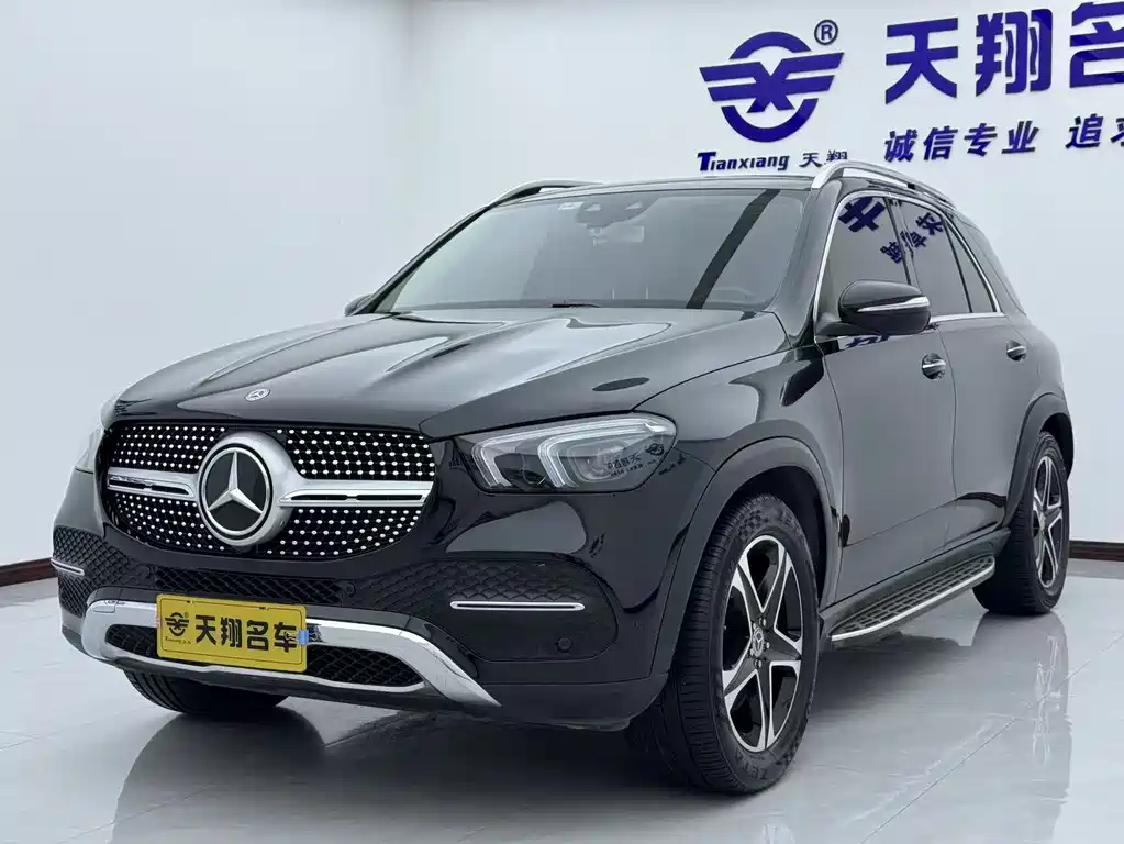 Mercedes-Benz GLE 2020 — фото 1