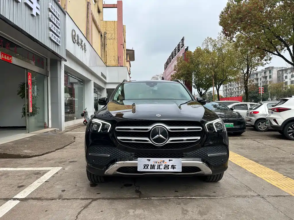 Mercedes-Benz GLE 2020 — фото 2