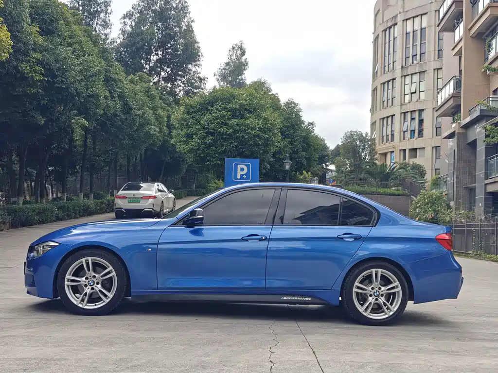 BMW 3 Series 2017