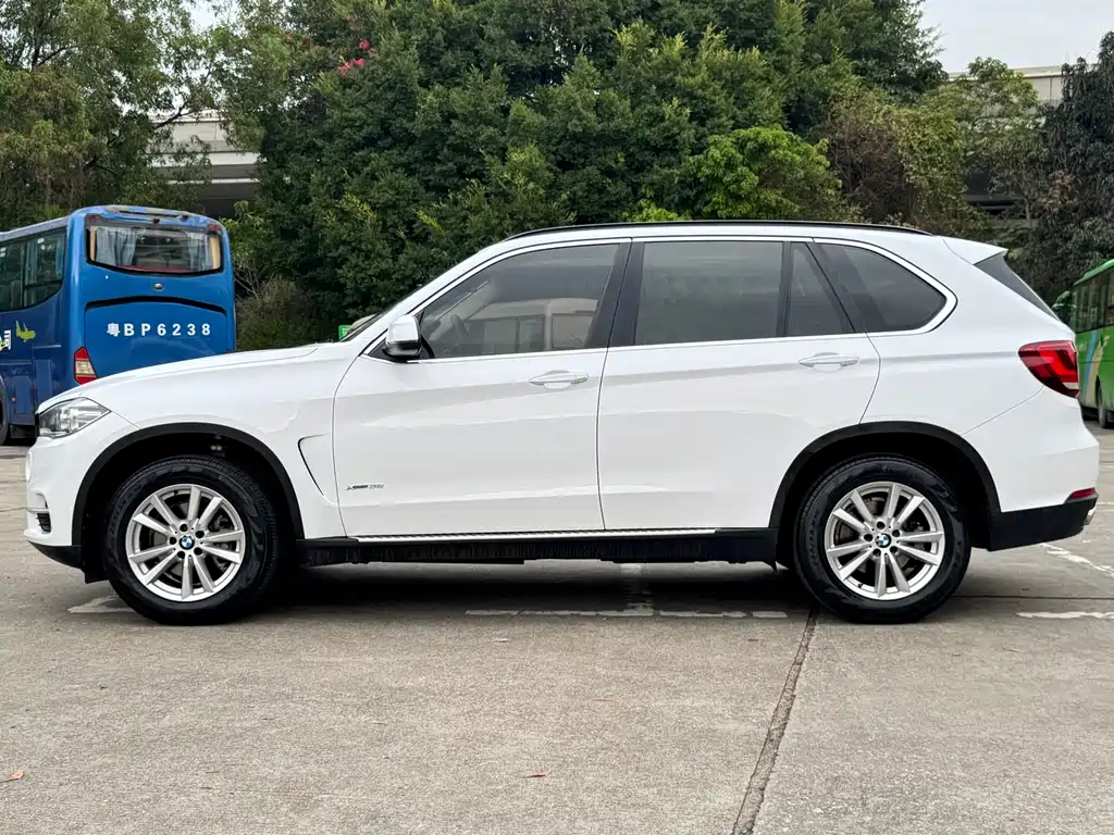 BMW X5 2015 — фото 6