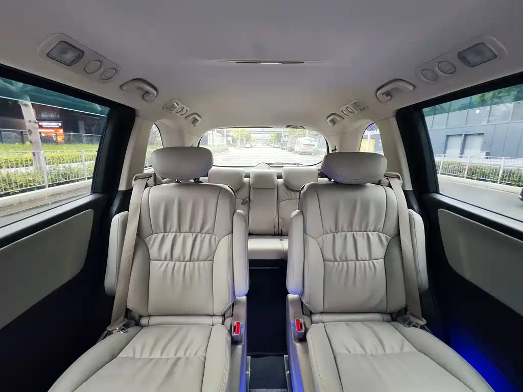 Honda Odyssey 2016 — фото 16