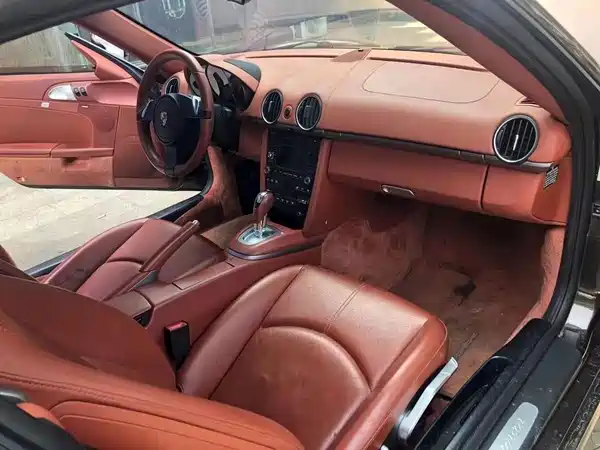 Porsche Cayman 2010