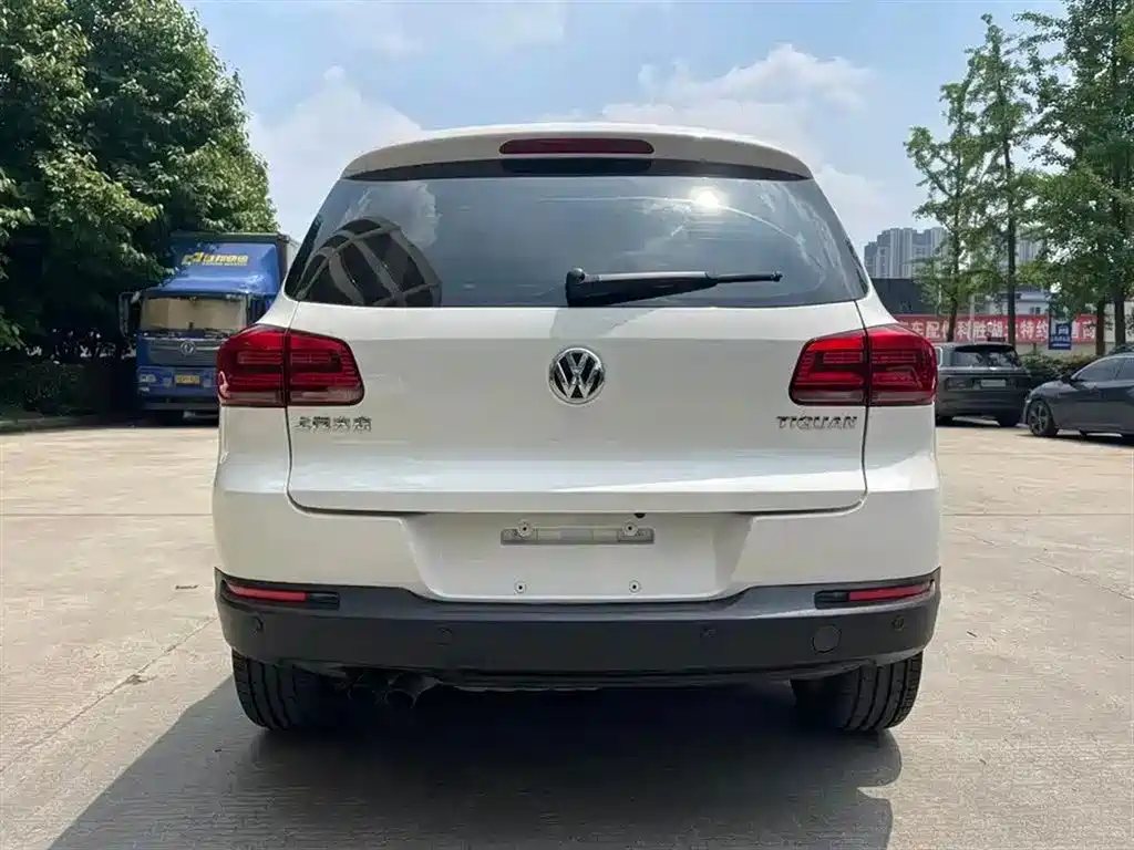 Volkswagen Tiguan 2017 — фото 9