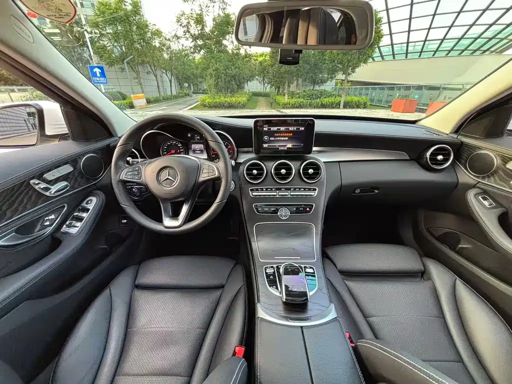 Mercedes-Benz C-Class 2016 — фото 12