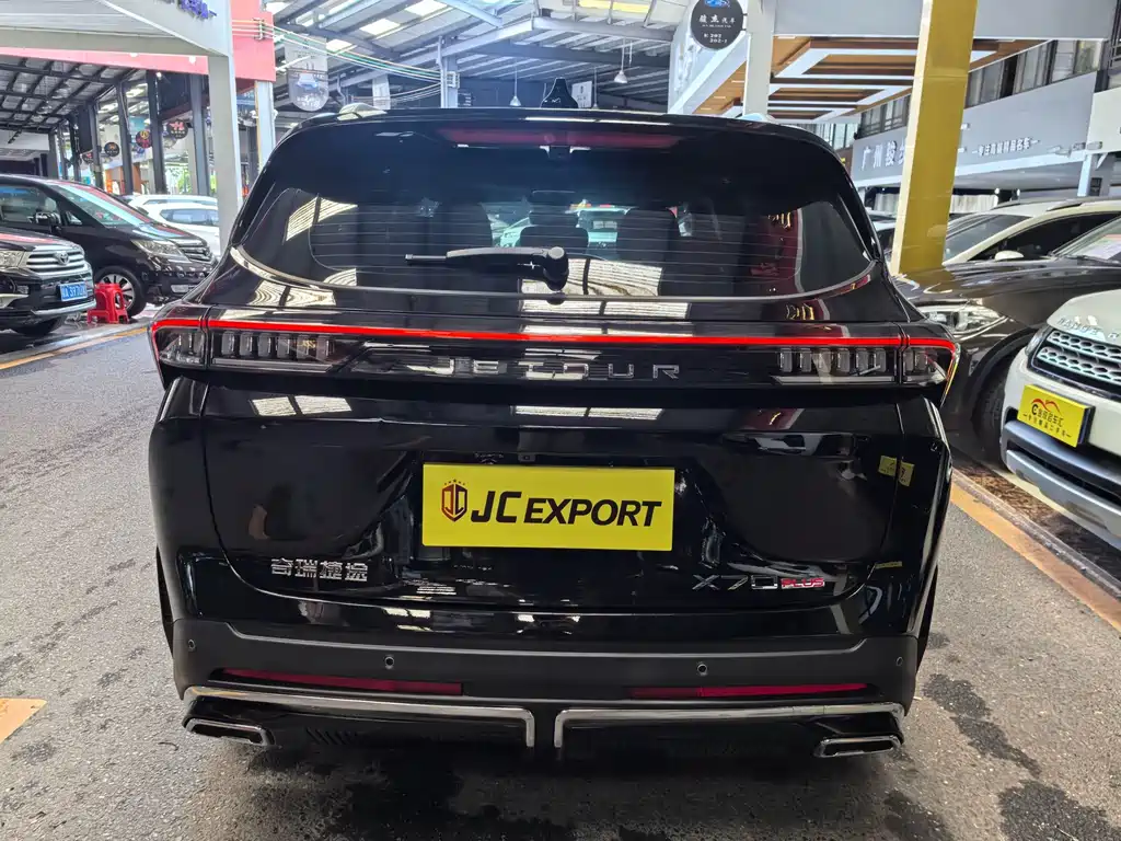 Jetour Jietu X70 PLUS 2024 — фото 14
