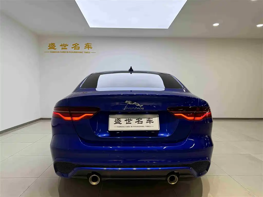 Jaguar XEL 2020 — фото 18