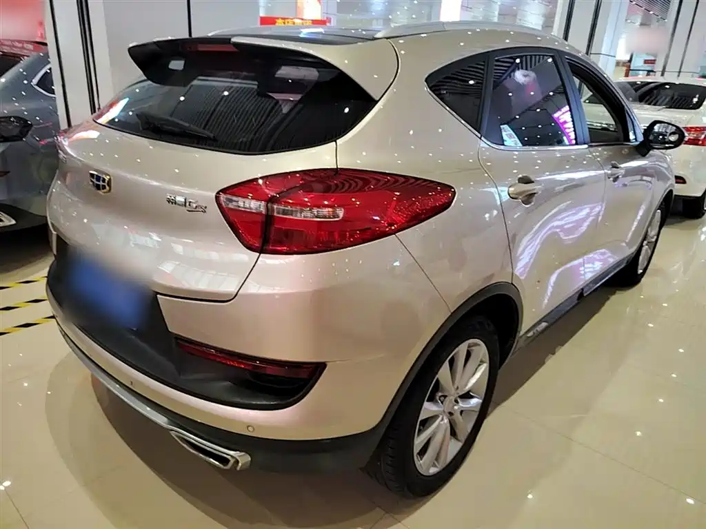 Geely Emgrand GS 2017 — фото 7