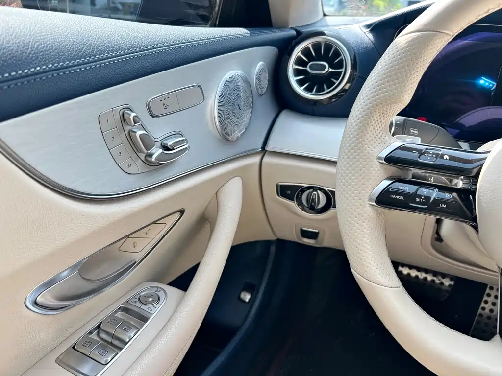 Mercedes-Benz E-Class 2021 — фото 12