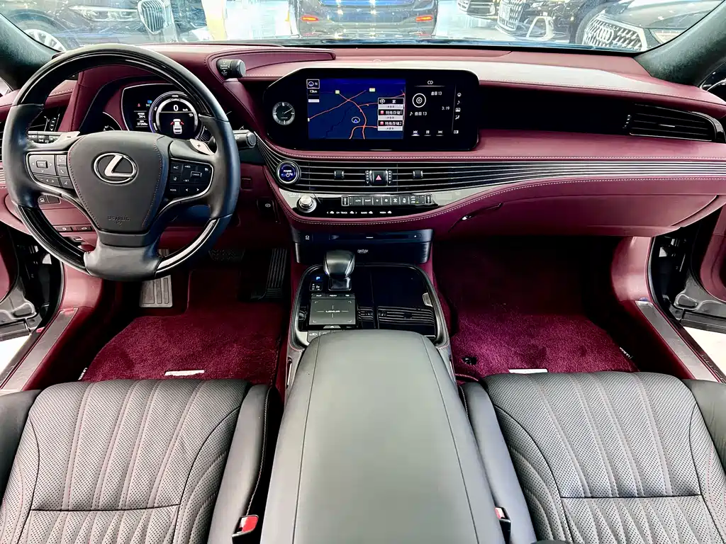 Lexus LS 2021 — фото 9