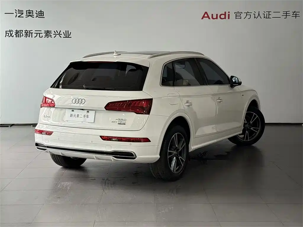 Audi Q5L 2018 — фото 4