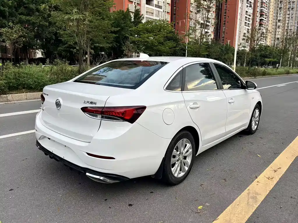Buick Excelle 2019 — фото 6