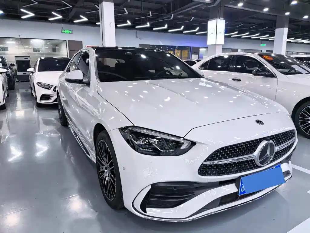 Mercedes-Benz C-Class 2022 — фото 3