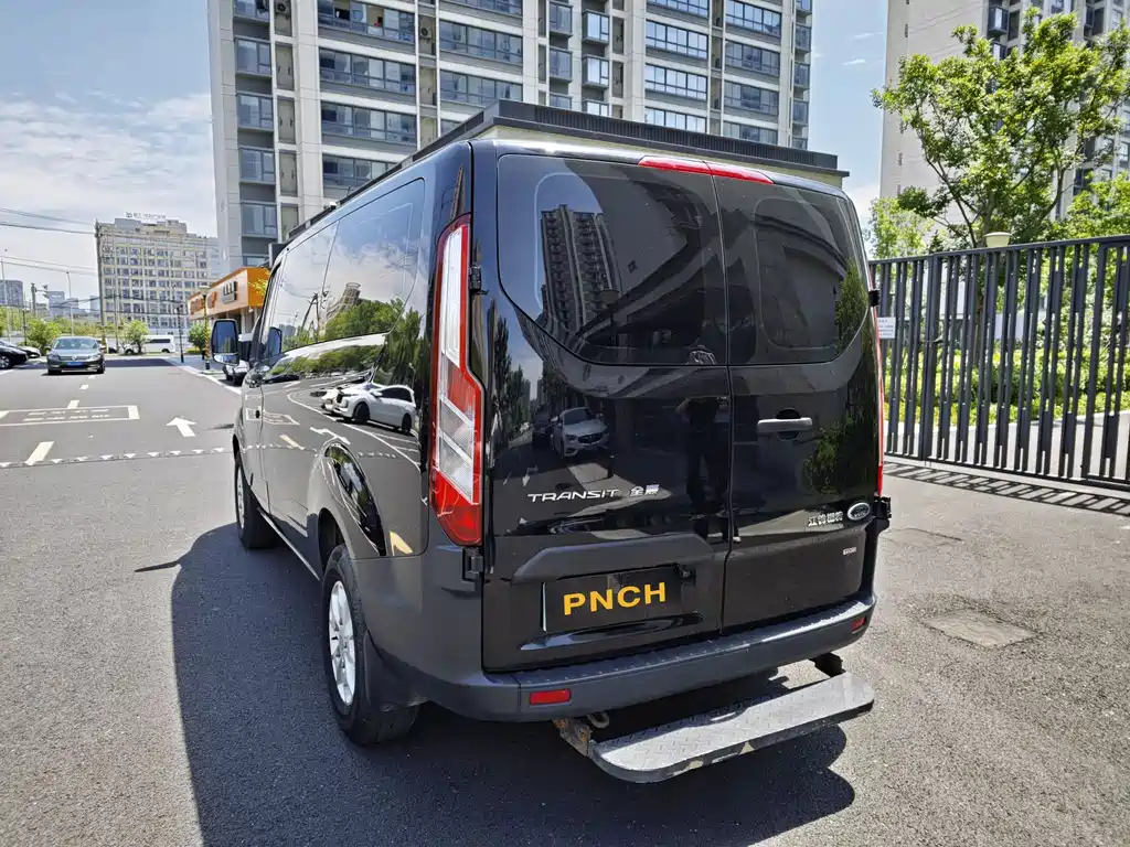 Ford Transit 2022 — фото 17