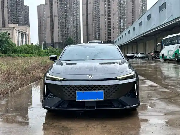 Changan UNI-V 2024