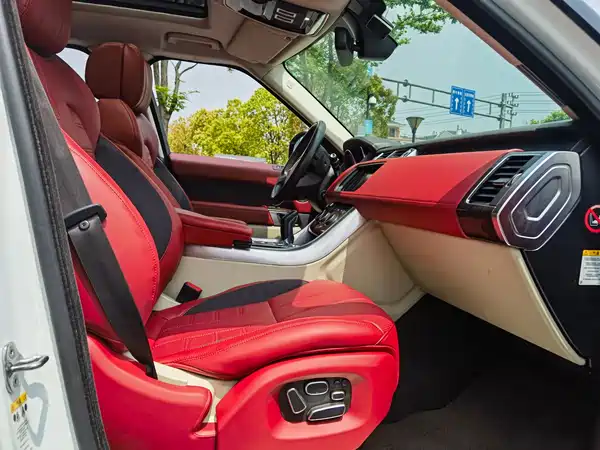 Land Rover Range Rover Sport 2014