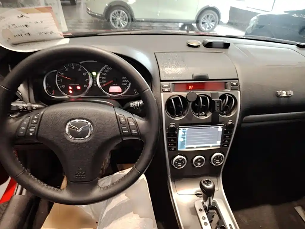 Mazda 6 2015 — фото 10