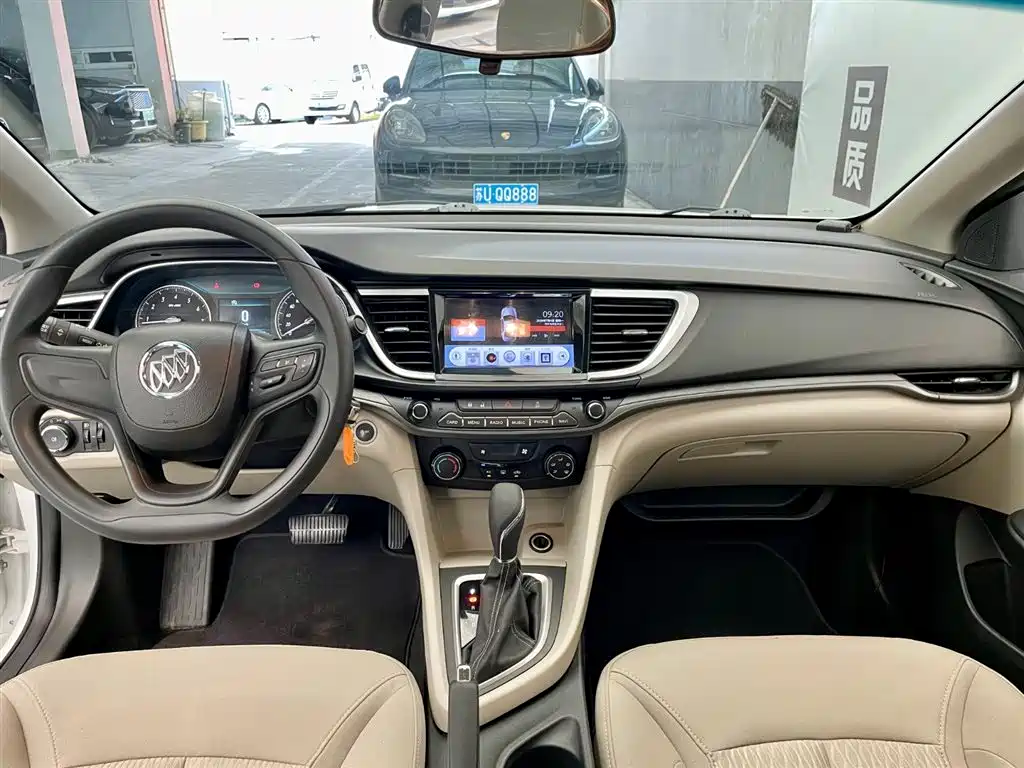 Buick Excelle 2015 — фото 8