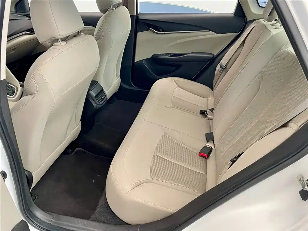 Buick Excelle 2015