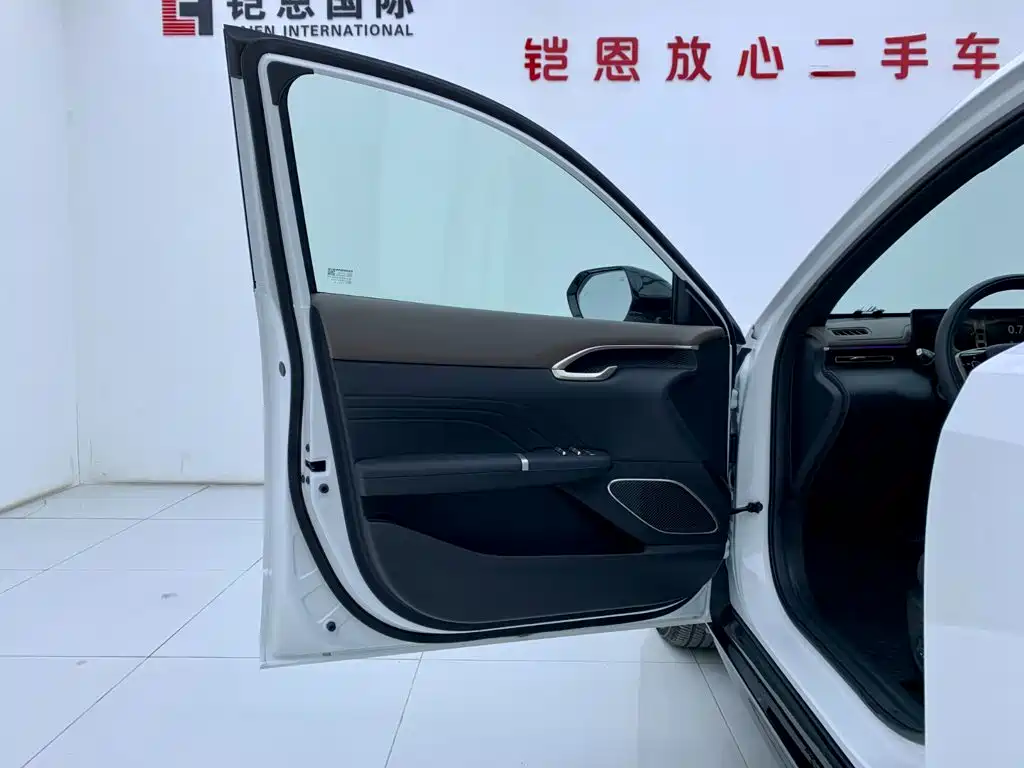 Changan Escape 2025 — фото 30