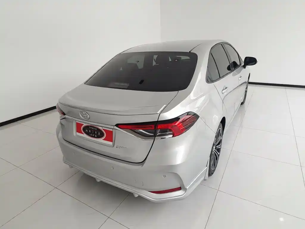 Toyota Corolla 2020 — фото 10