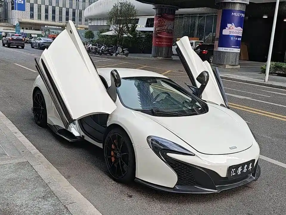 McLaren 650S 2017 — фото 3