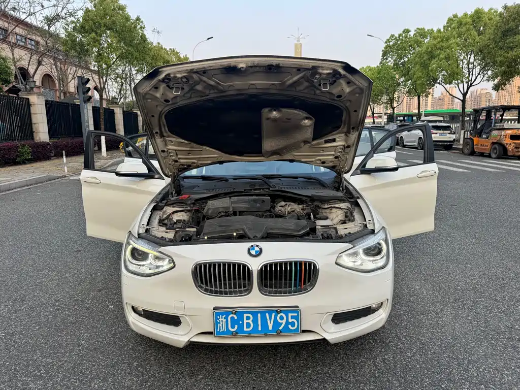 BMW 1 Series 2013 — фото 17