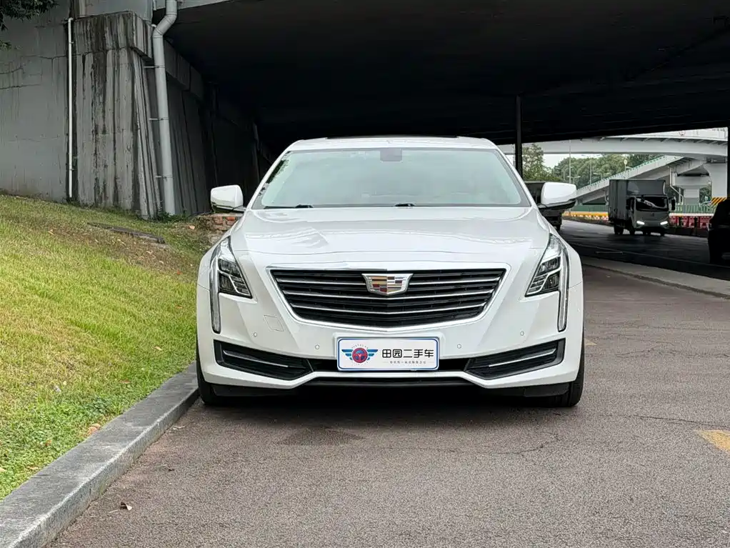 Cadillac CT6 2018 — фото 2