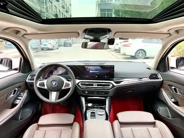 BMW i3 2023