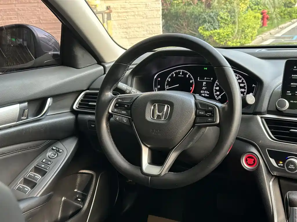 Honda Accord 2021 — фото 19