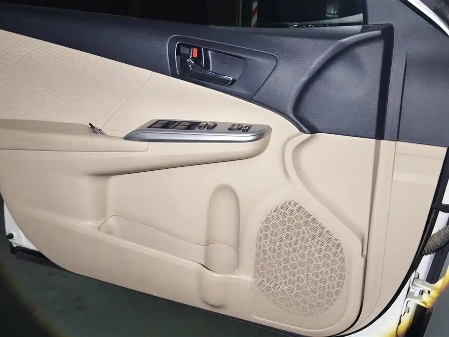 Toyota Camry 2013