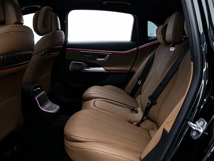 Mercedes-Benz E-Class New Energy 2025 — фото 14