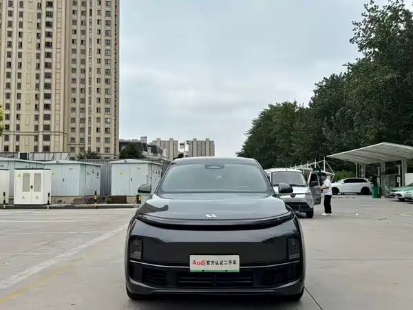 Li Auto L8 2024