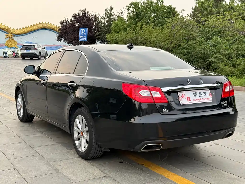 Hongqi H7 2015 — фото 18