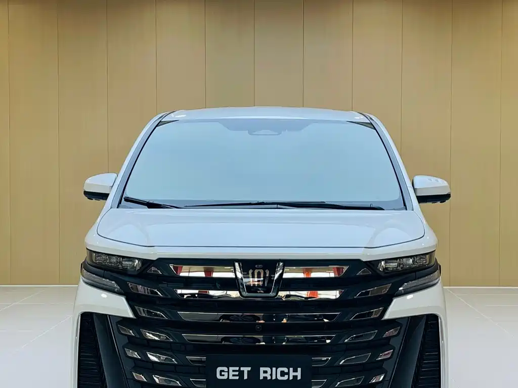 Toyota Vellfire 2025 — фото 2
