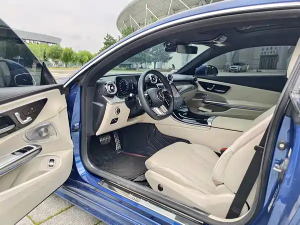 Mercedes-Benz CLE 2025