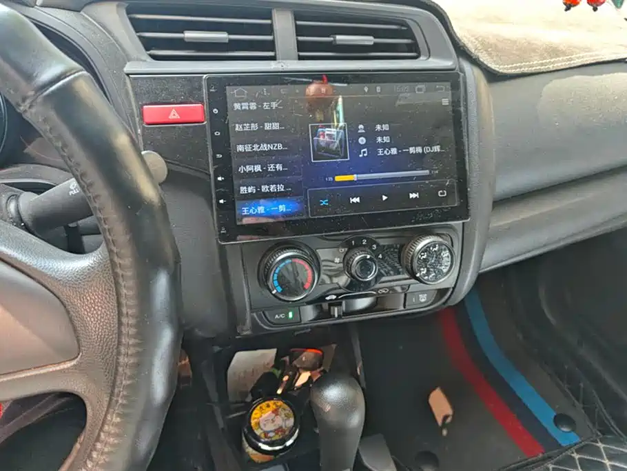 Honda Fit 2016 — фото 13