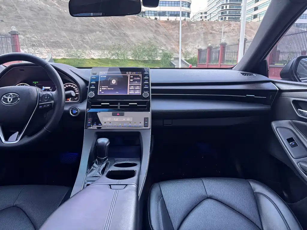 Toyota Avalon 2020 — фото 10