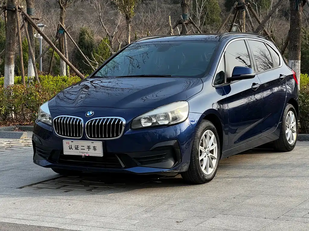 BMW 2 Series Active Tourer 2019 — фото 1