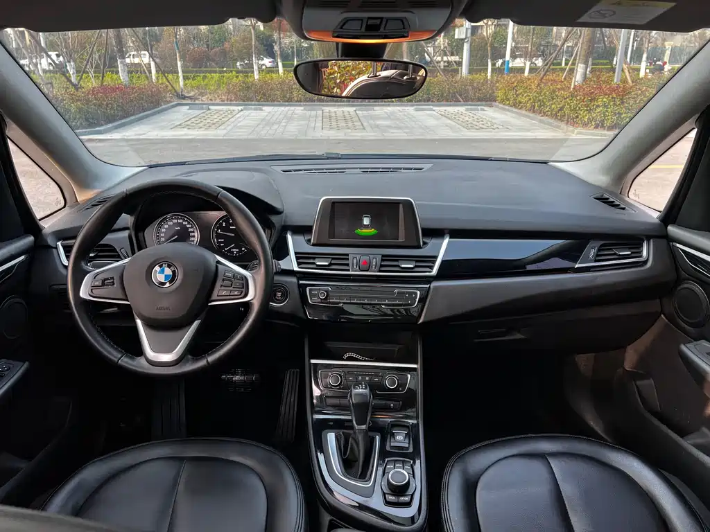 BMW 2 Series Active Tourer 2019 — фото 7