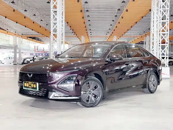 Wuling Starlight 2023