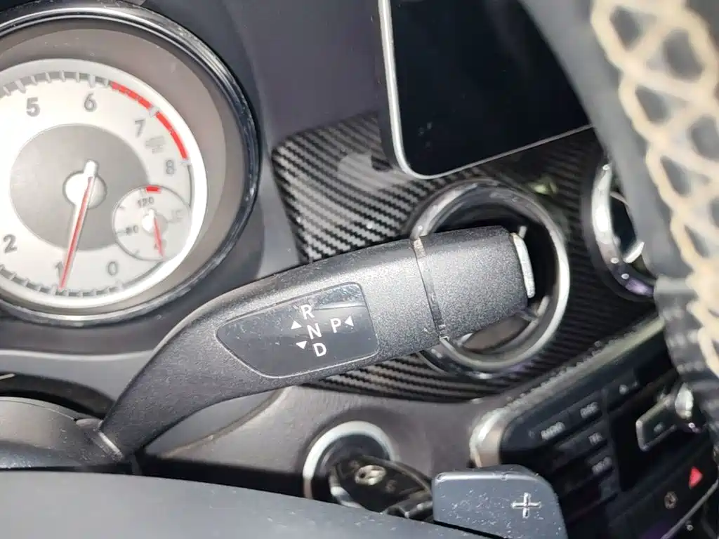 Mercedes-Benz GLA 2015 — фото 14