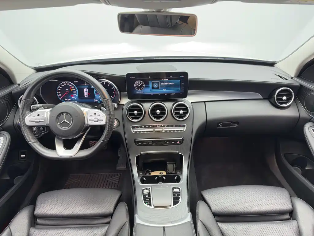 Mercedes-Benz C-Class 2020 — фото 15
