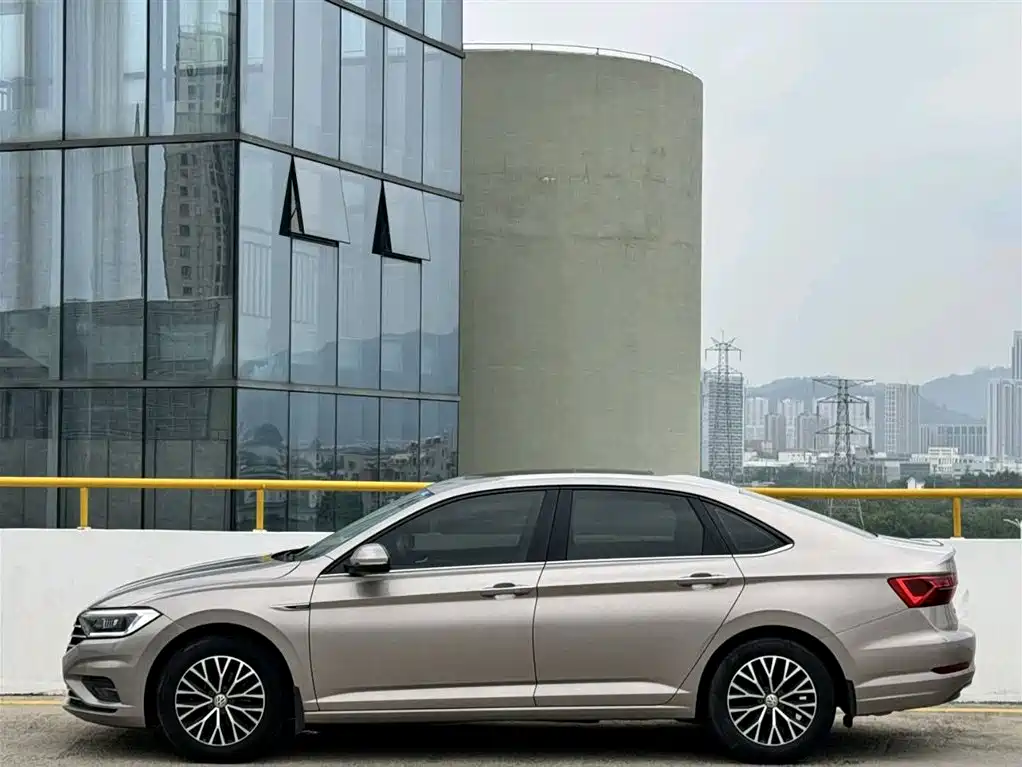 Volkswagen Sagitar 2019 — фото 11