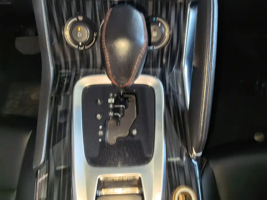 Peugeot 3008 2015 — фото 14