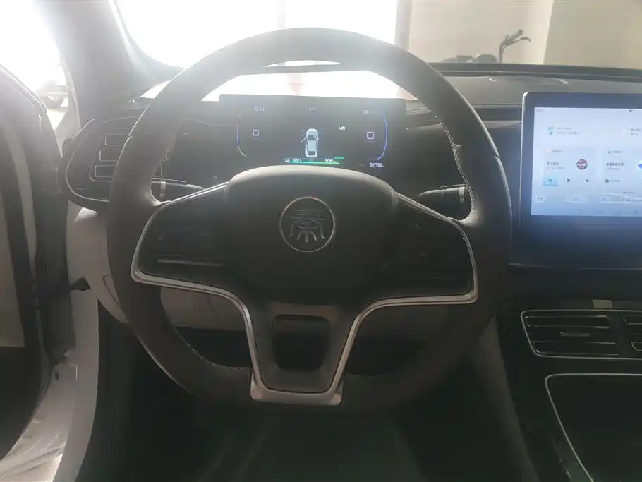 BYD Qin PLUS 2023 — фото 15