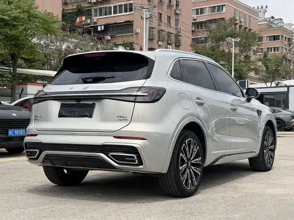 Hongqi HS5 2023